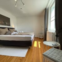 Ferienwohnung Lahr - lichtdurchflutetes Schlafzimmer